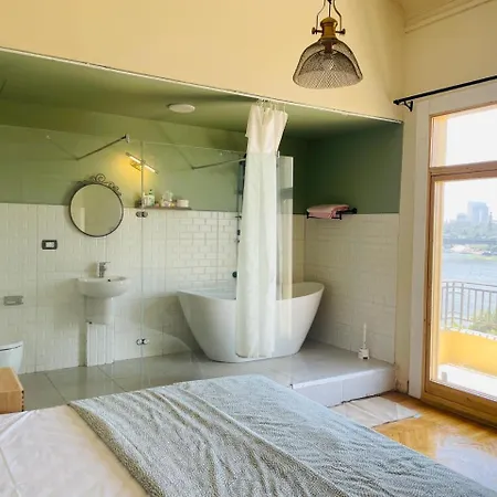 Luxury Nile View Apartment
